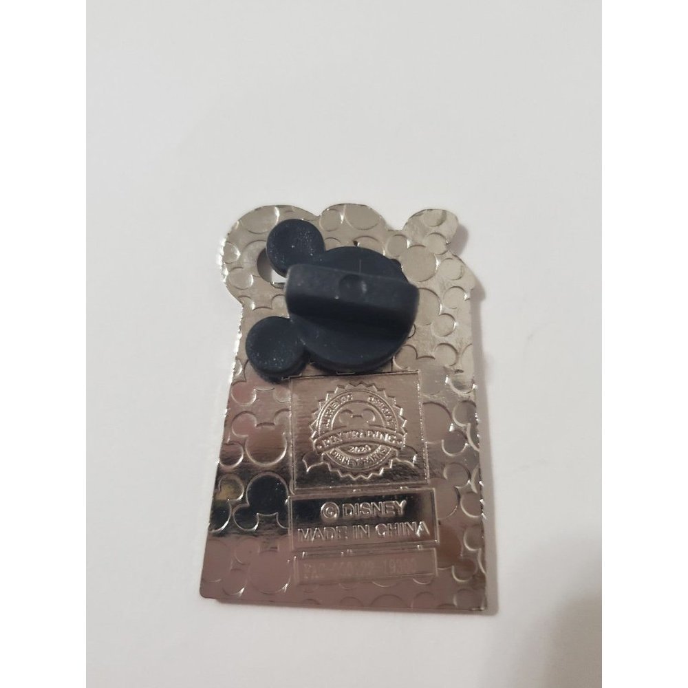Mickey Mouse 2020 Pin - Picture 2 of 2